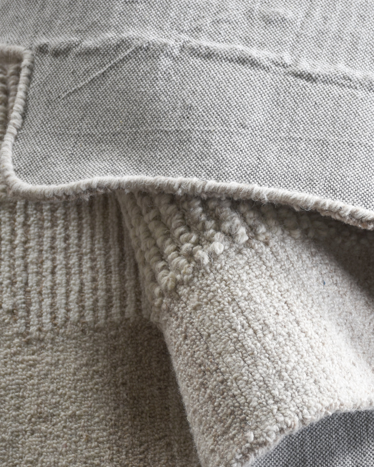 Tapete Gunar Shape Llega en Noviembre